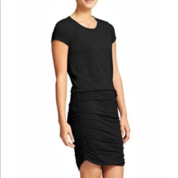 Athleta Dresses & Skirts - Athleta : Topanga Tee Ruched Dress - Small